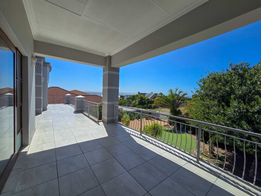 4 Bedroom Property for Sale in Stilbaai Wes Western Cape